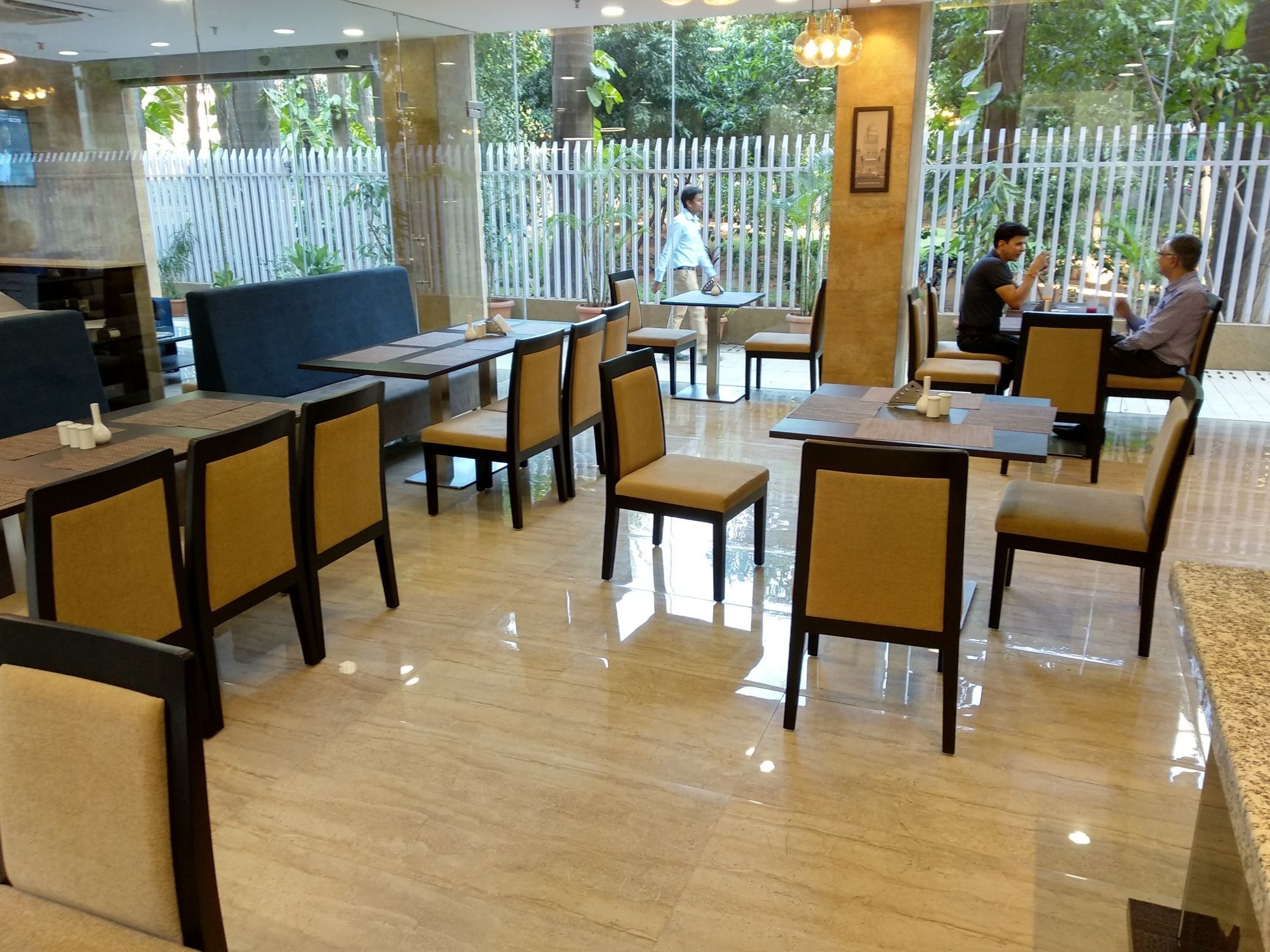 Hotel Mumbai House Andheri East, Bombaj Exteriér fotografie